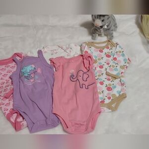 Bundle clothing for baby girl size 3M